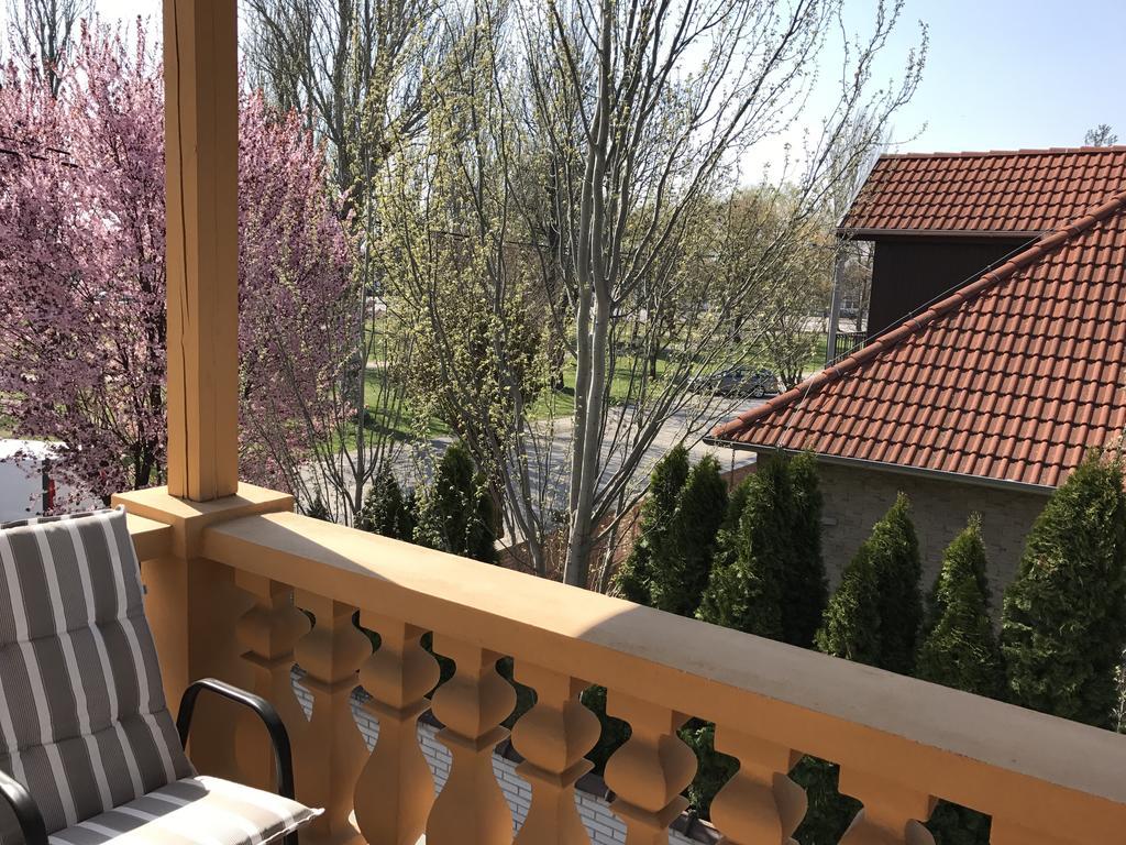 Apartmany Diana Dunajska Streda Exterior photo